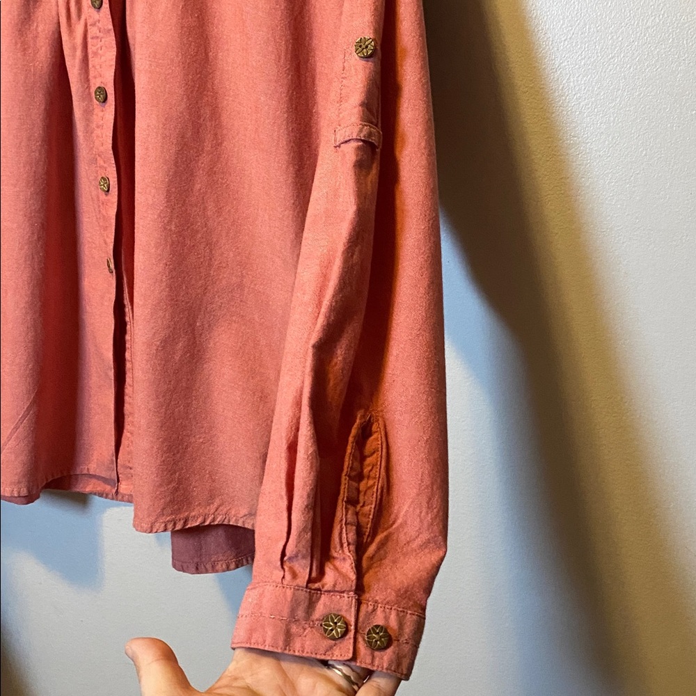 Woolrich Button Up Shirt Women XL Pink Cotton Pintucked Long Roll Tab Sleeve Top - Picture 5 of 14